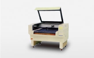 LASER裁断機（自動搬送装置付き） MRD-CMA960F/1200F/1610F